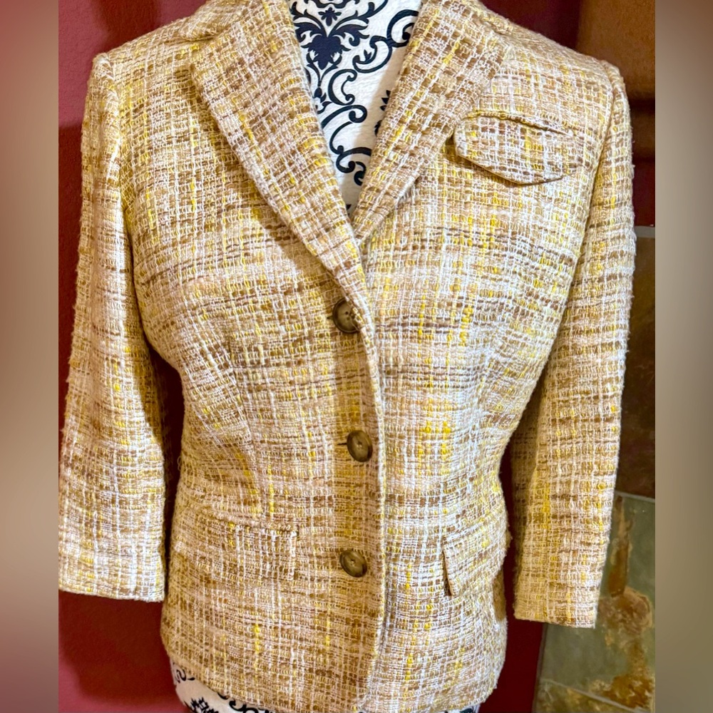 Elegant Tan Tweed Women's Jacket